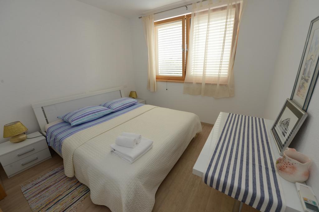 Apartment Mara ペトルチャネ 部屋 写真
