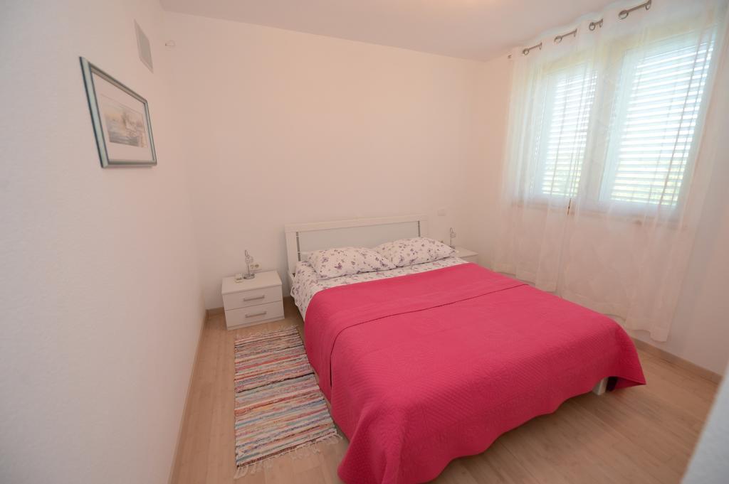 Apartment Mara ペトルチャネ 部屋 写真