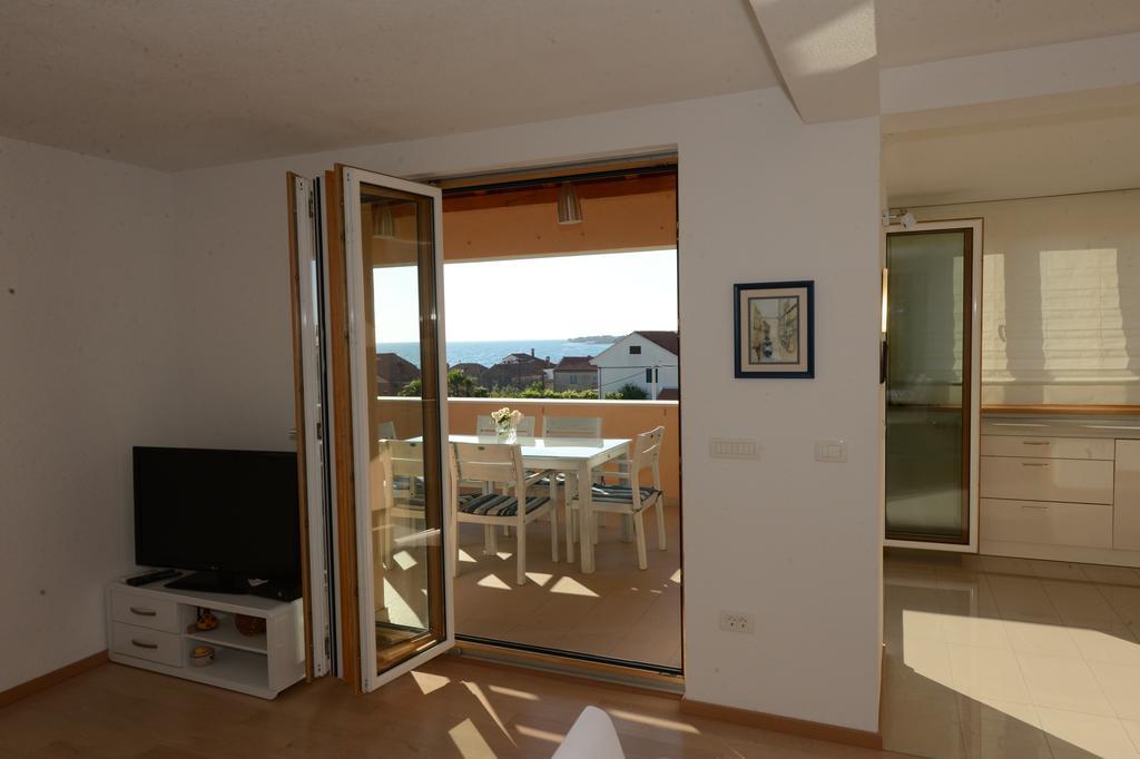 Apartment Mara ペトルチャネ 部屋 写真